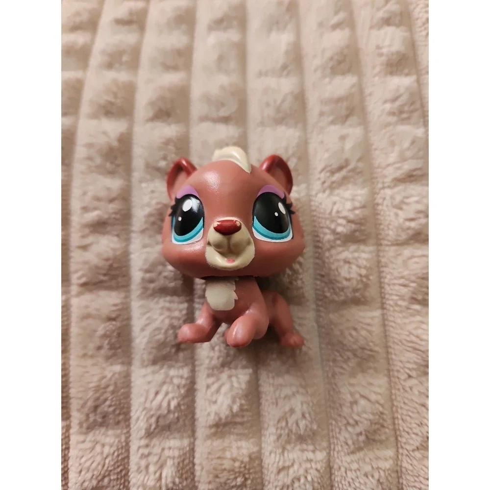 Littlest Pet Shop LPS #2107 Red Squirrel Brown Purple Eyes Nutty Tail Authentic